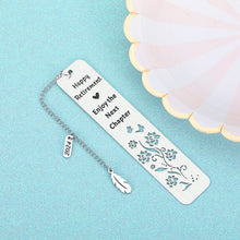 Load image into Gallery viewer, Retirement Gifts for Women Men 2024 Best Retirement Gifts for Mom Grandmom Friends Teacher Retirement Gifts for Women Men Happy Retirement Enjoy the Next Chapter Bookmark Christams Gifts for Women Men