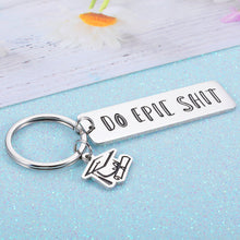Load image into Gallery viewer, 2022 Graduation Keychain Gifts for Him Her Graduates Masters Nurses Students from College Medical High School Inspirational Gifts for Women Men Girls Daughter Son Graduates from Dad Mom
