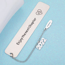 Load image into Gallery viewer, Inspirational Bookmark with Feather Chain 2022 Graduation Gift for Students Teens Grads Booklover Bookmarks Birthday Christmas Gift Retirement Recovery Encouragement New Beginning New Job Present