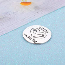 Load image into Gallery viewer, Pocket Hug Token for Son Daughter from Mom Dad Inspirational Gifts for Him Her Best Friend Teen Boy Girl Double-Sided Class of 2022 Graduation Birthday Christmas Gift Women Men