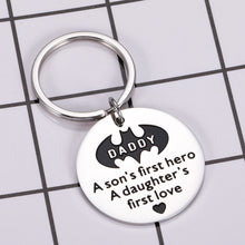 Load image into Gallery viewer, Dad Birthday Keychain Gifts from Son Daughter to Daddy Father Christmas Valentine Gift for Stepdad New Dad to Be Husband from Kids Stepdaughter Wife Father of The Bride Wedding Presents Men Him