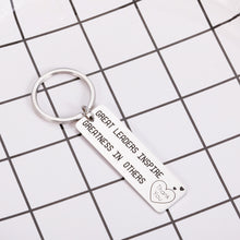Load image into Gallery viewer, Boss Appreciation Gifts Keychain Leader Thank You Gift for Mentor Manager Colleague Leaving Going Away Farewell Present Retirement Birthday Christmas Keyring for Women Men Boss Day Gift for Him Her