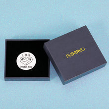 Load image into Gallery viewer, Pocket Hug Token for Son Daughter from Mom Dad Inspirational Gifts for Him Her Best Friend Teen Boy Girl Double-Sided Class of 2022 Graduation Birthday Christmas Gift Women Men