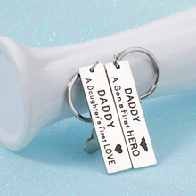 Load image into Gallery viewer, Dad Gift from Son Daughter Funny Keychain for Dear Daddy Father Stepdad Christmas Birthday Father's Day Meaningful Gift for Him Men Wedding Gift for Husband Father of the Bride Father-in-law