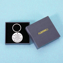 Load image into Gallery viewer, NUBARKO Coworker Leaving Gifts Keychain for Colleague Boss Friend Farewell Birthday Retirement Appreciation Present for Women Men Goodbye Going Away Friendship Memorial Keyring for Him Her