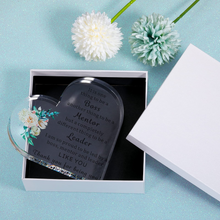 Load image into Gallery viewer, Gifts for Boss Leader Acrylic Boss's Day Gifts Heart Sign Boss Lady Office Desk Gifts for Leaving Job Appreciation Plaque Mentor Manager Birthday Christmas Retirement Paperweight Keepsake to Friend