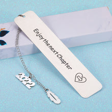 Load image into Gallery viewer, Inspirational Bookmark with Feather Chain 2022 Graduation Gift for Students Teens Grads Booklover Bookmarks Birthday Christmas Gift Retirement Recovery Encouragement New Beginning New Job Present

